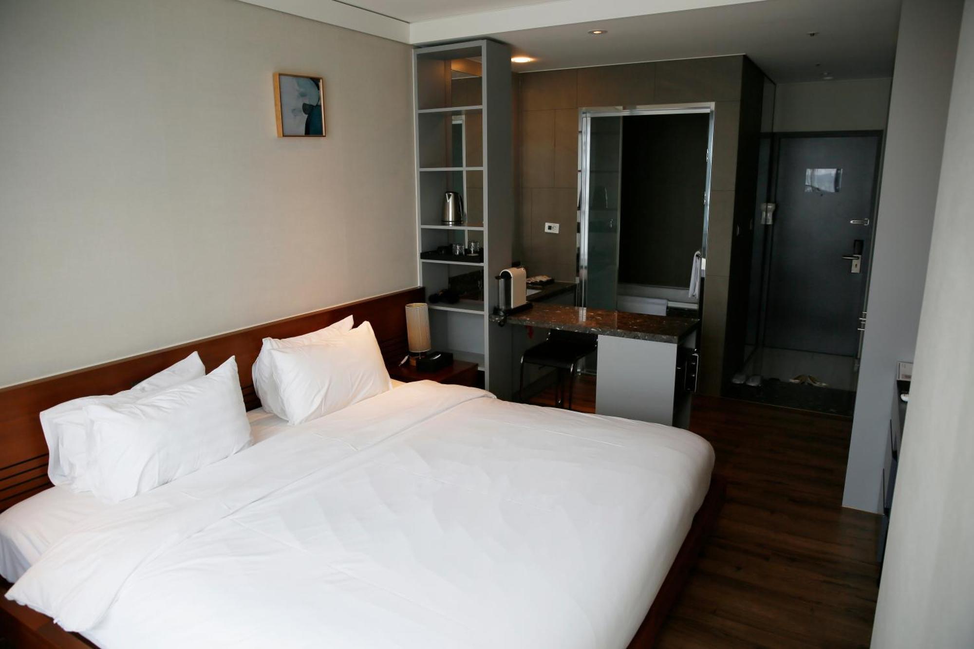 J One Hotel Cheongju Zewnętrze zdjęcie
